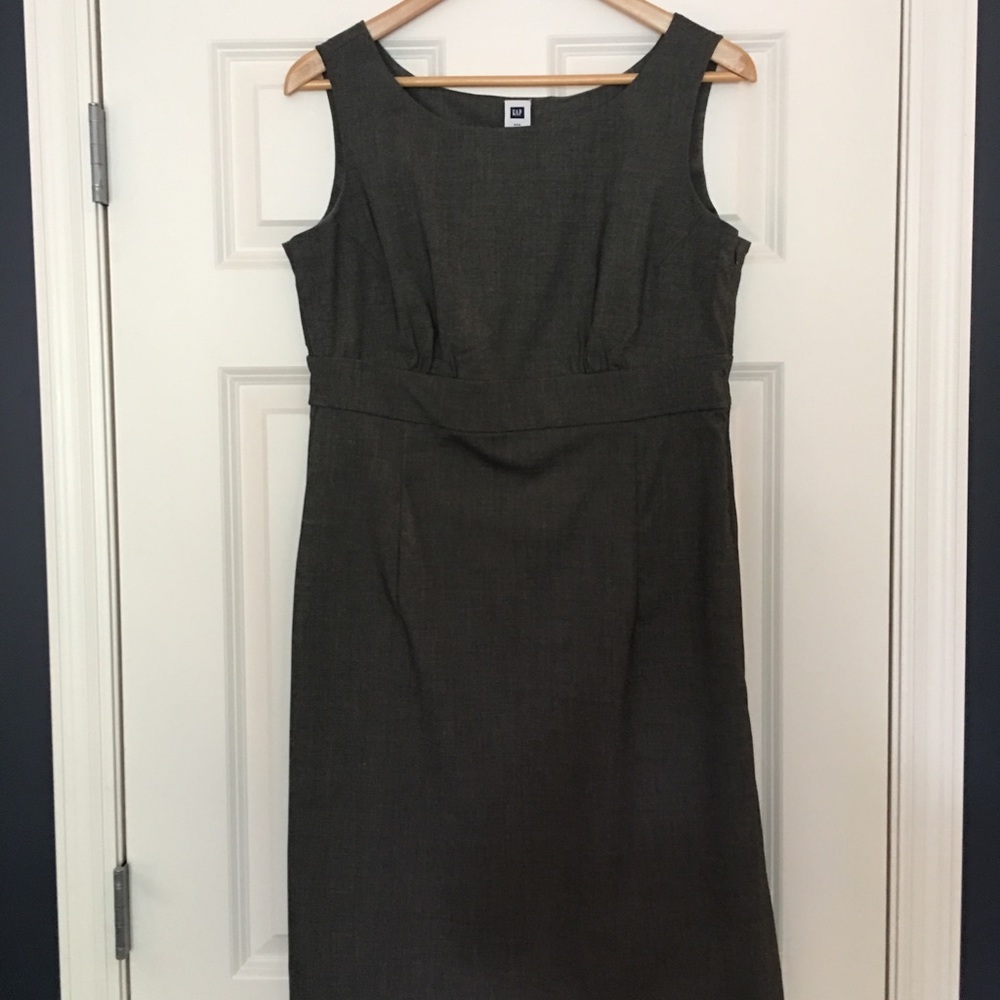 Classic umpire waist Gap dress